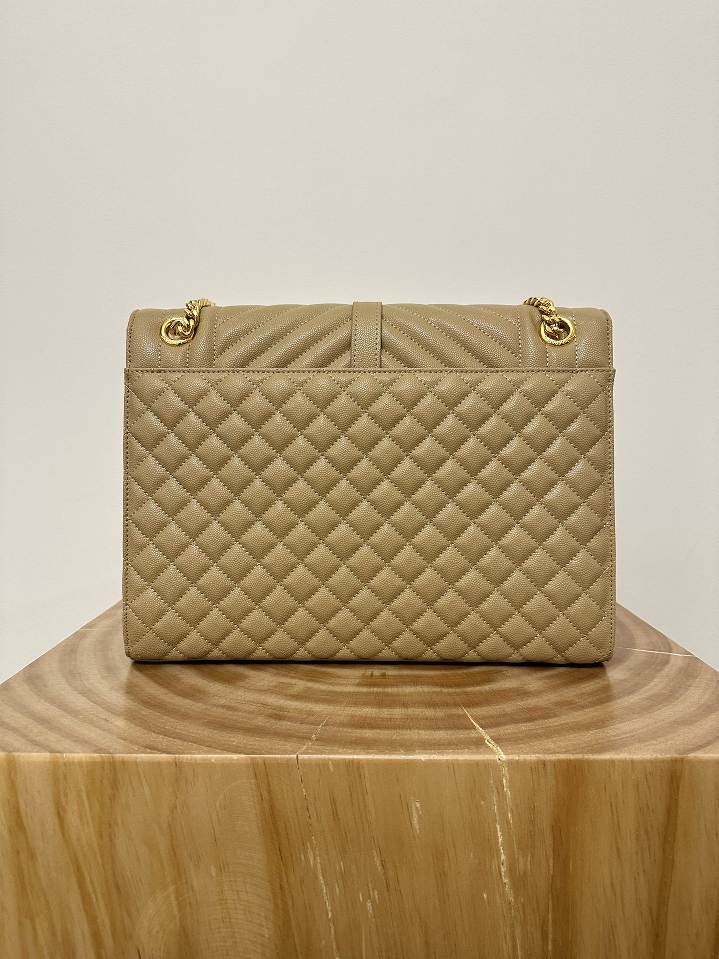 Large YSL Envelope, V Pattern with Caviar Embossed Grid Texture, Cowhide