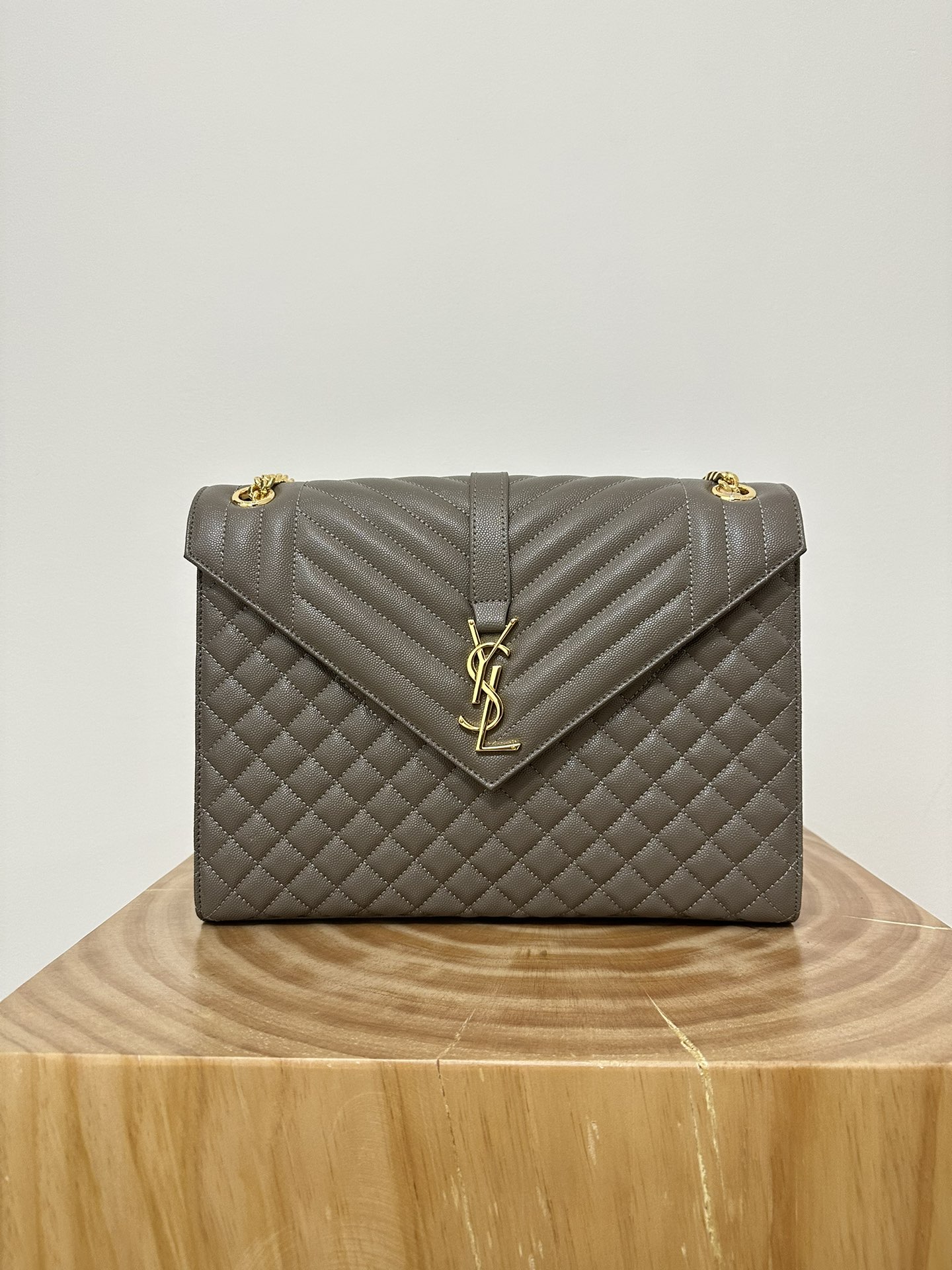 Large YSL Envelope, V Pattern with Caviar Embossed Grid Texture, Cowhide