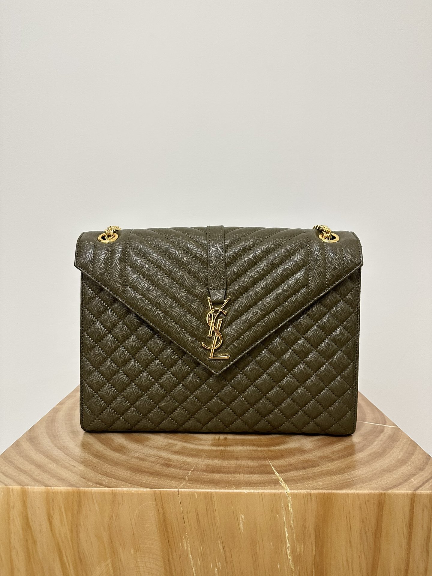 Large YSL Envelope, V Pattern with Caviar Embossed Grid Texture, Cowhide