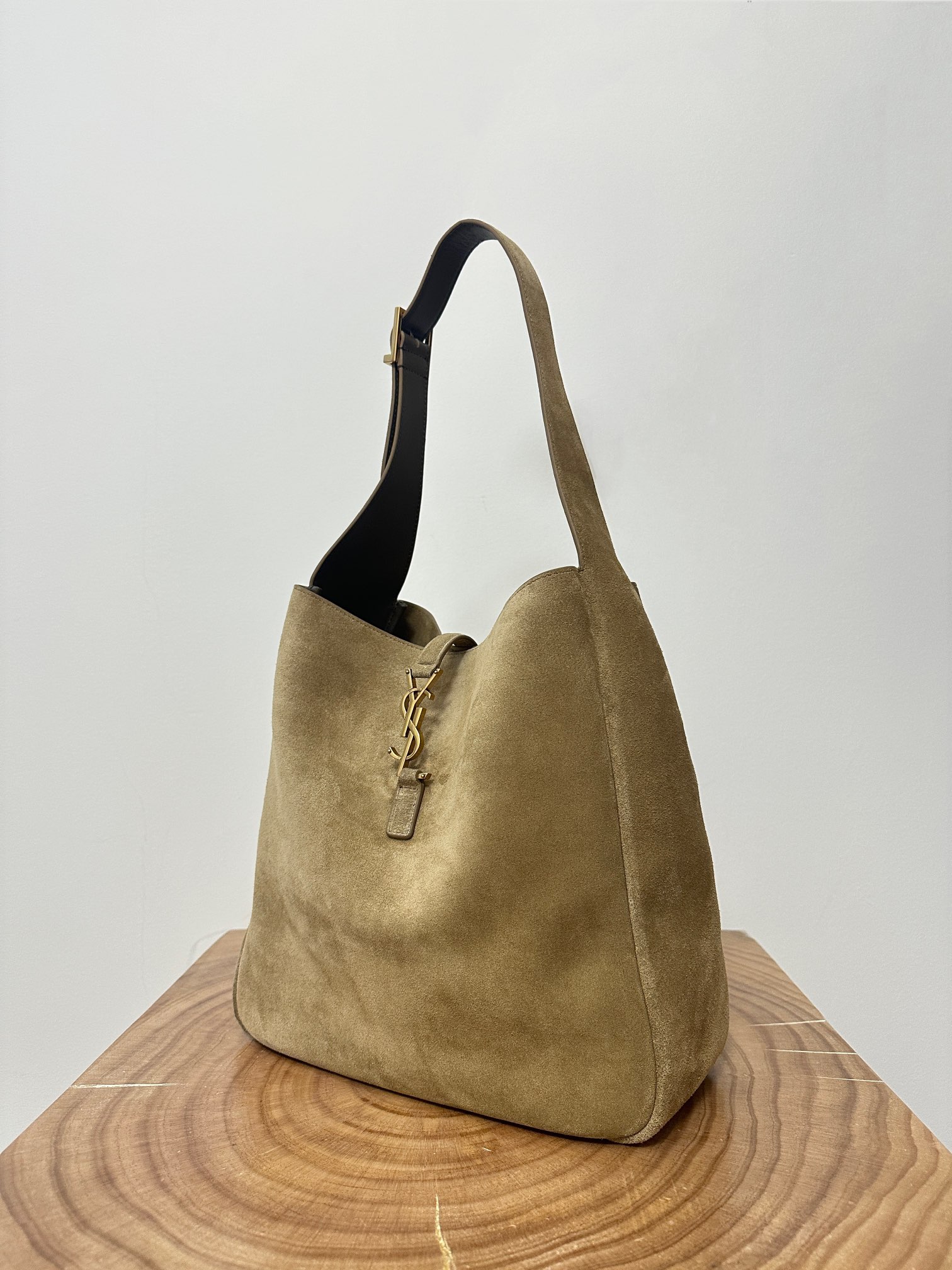 Large Le 5A7 Soft Hobo, Autumn-Winter Suede Series Underarm Bag