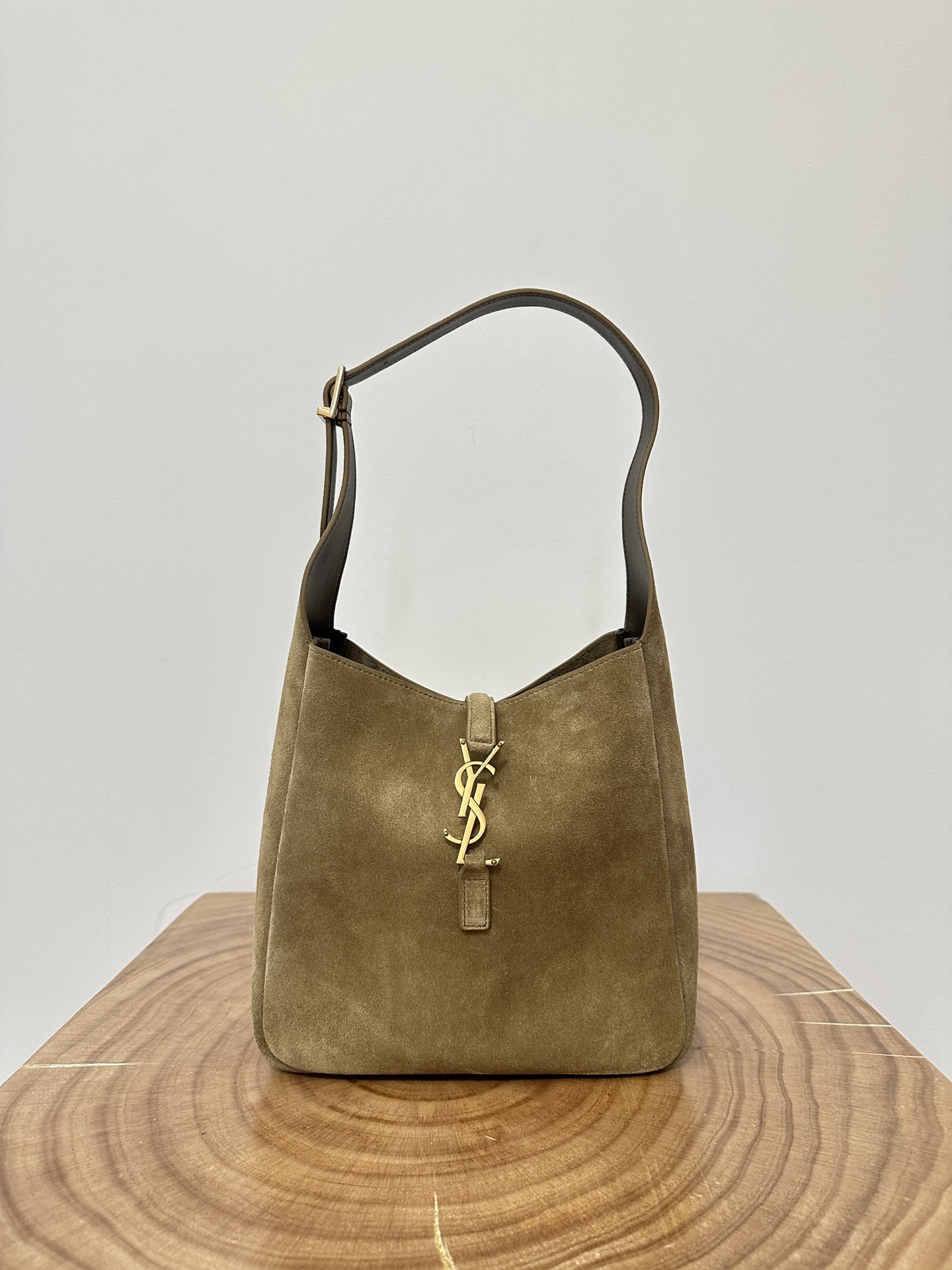 Small Le 5A7 Soft Hobo, Autumn-Winter Suede Series Underarm Bag