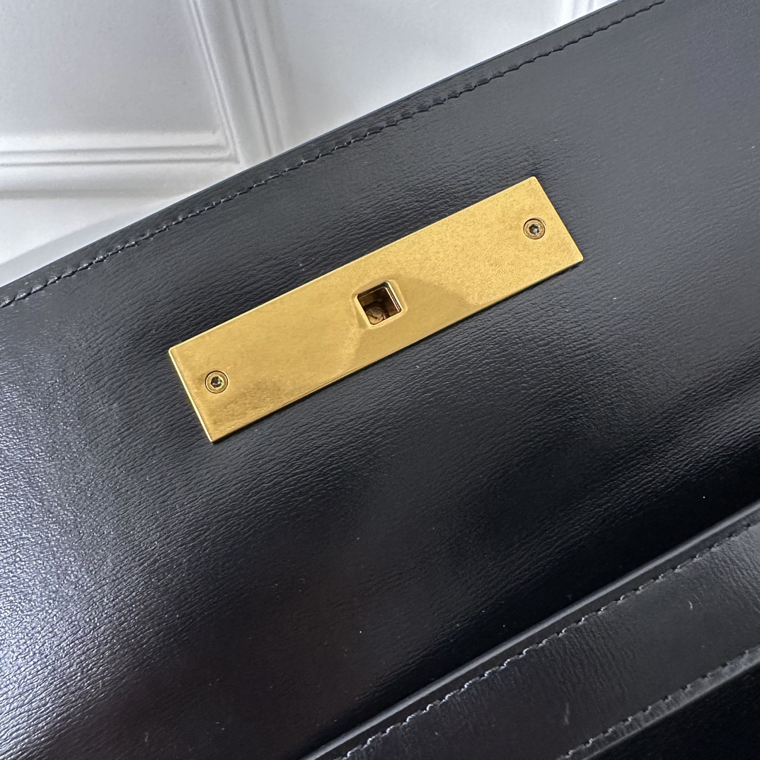 YSL Manhattan Bag 29cm