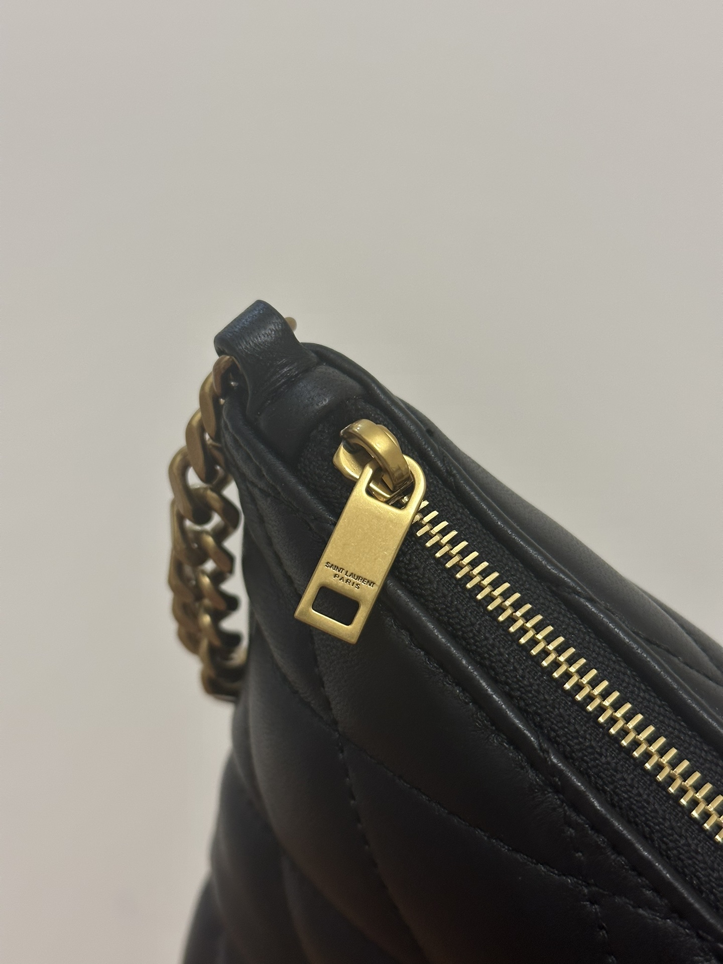 YSL ZIPPED Series Dumpling Underarm Bag Lamb Leather