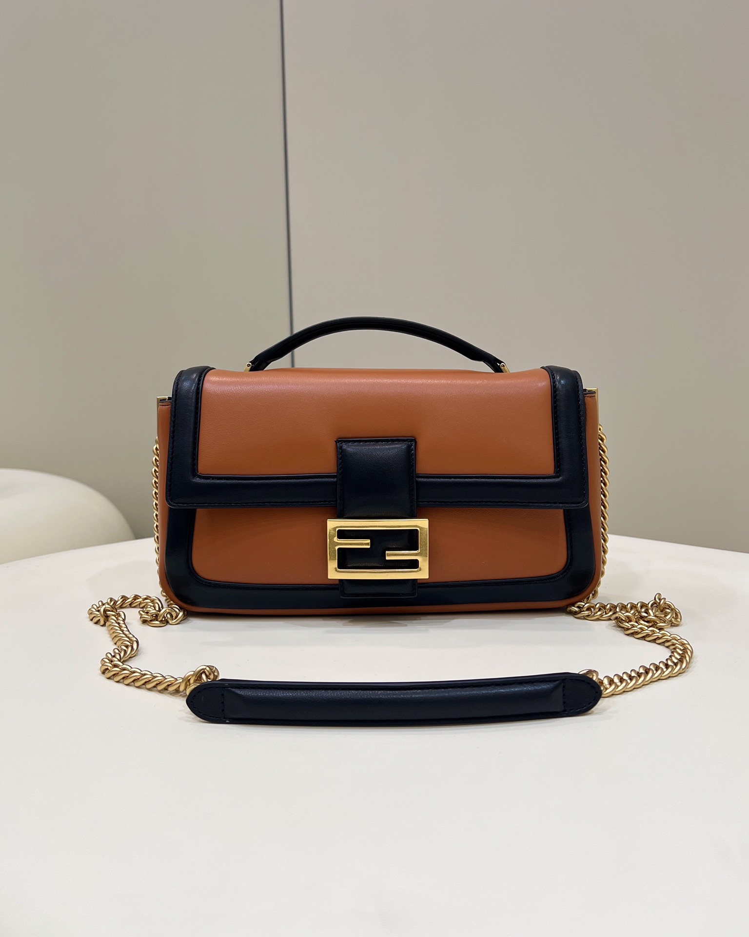 FENDI Baguette Chain Bag Model no: 70220