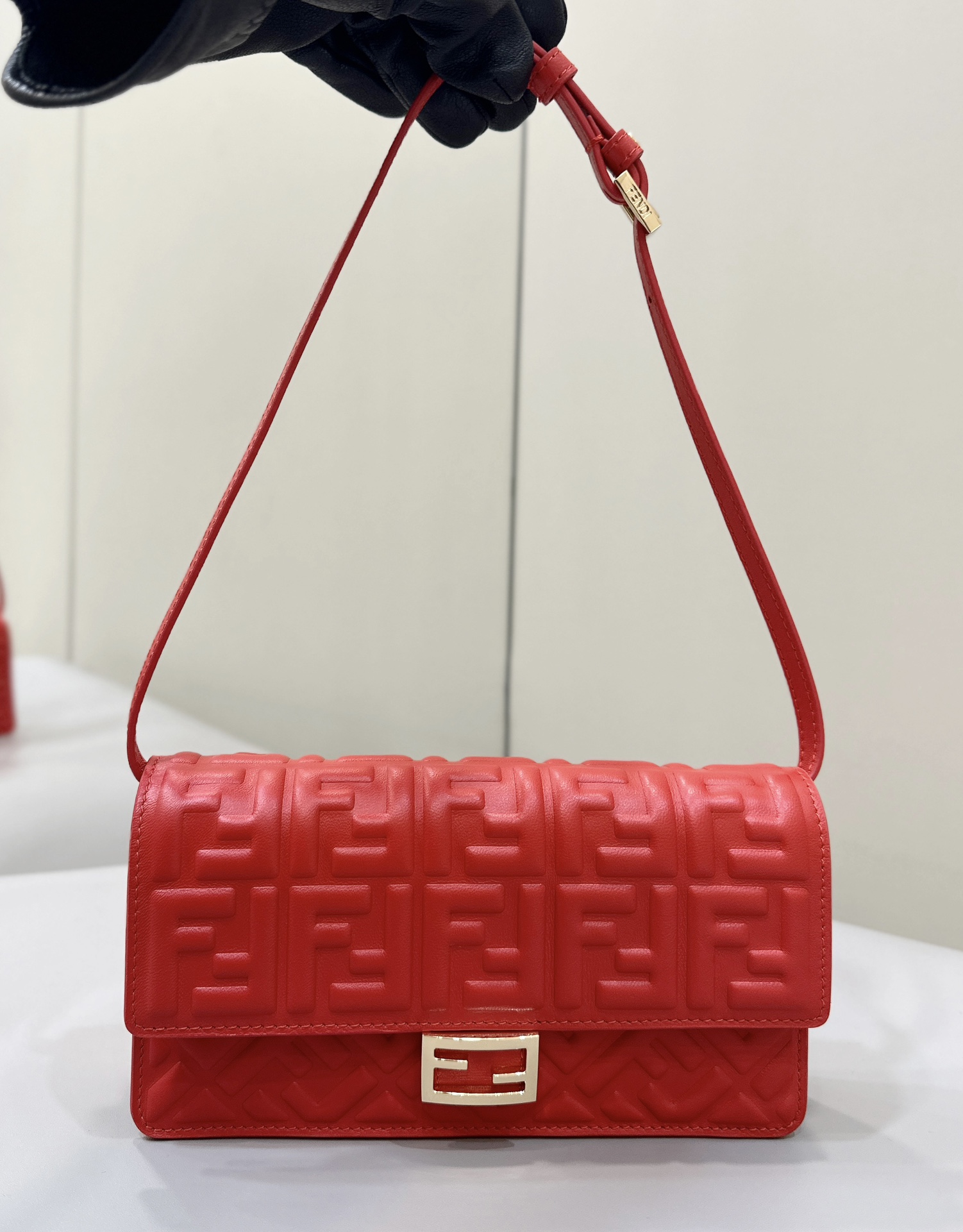 FENDI Baguette Chain Bag, Lambskin Model no: 8638A