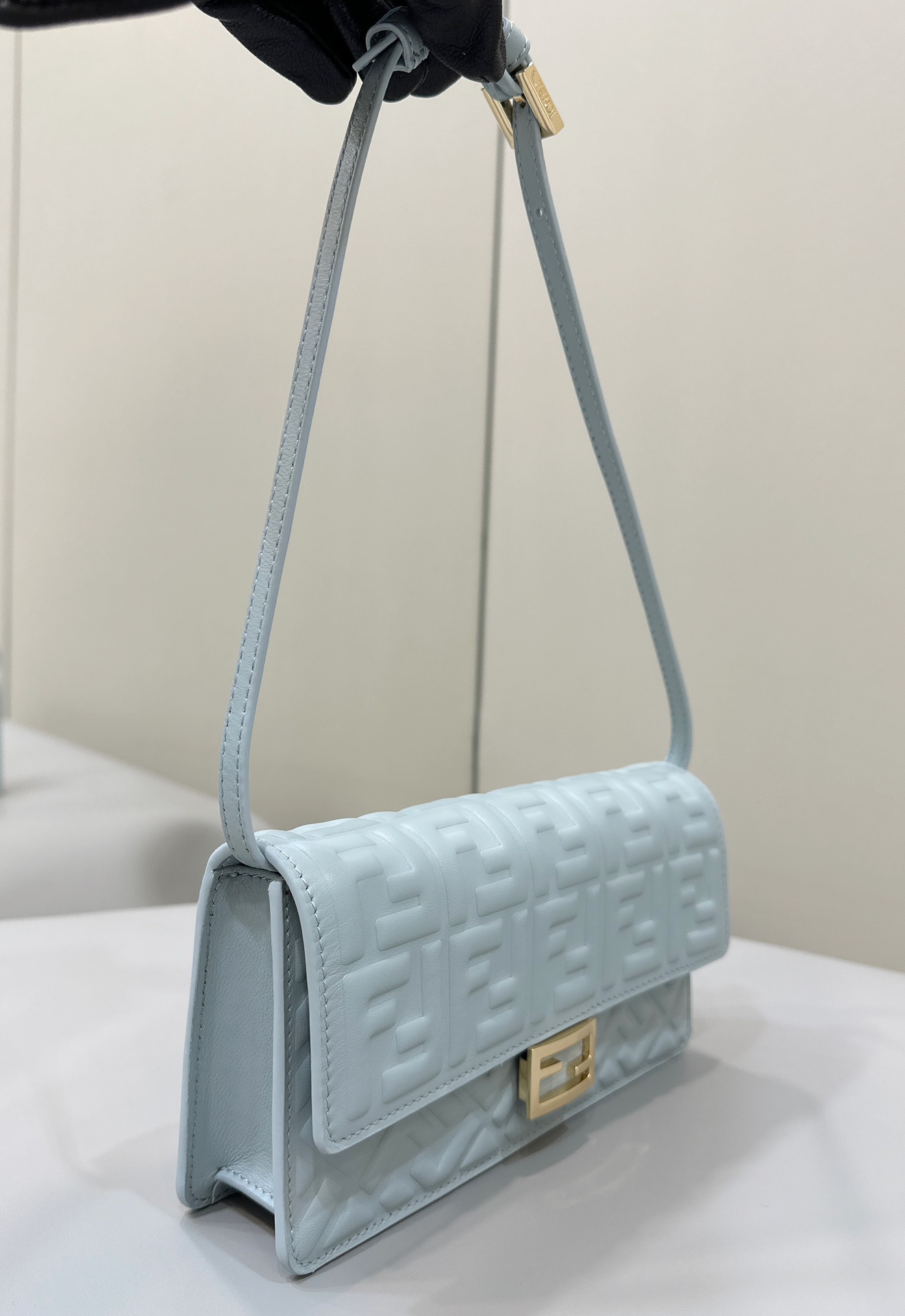 FENDI Baguette Chain Bag, Lambskin Model no: 8638A