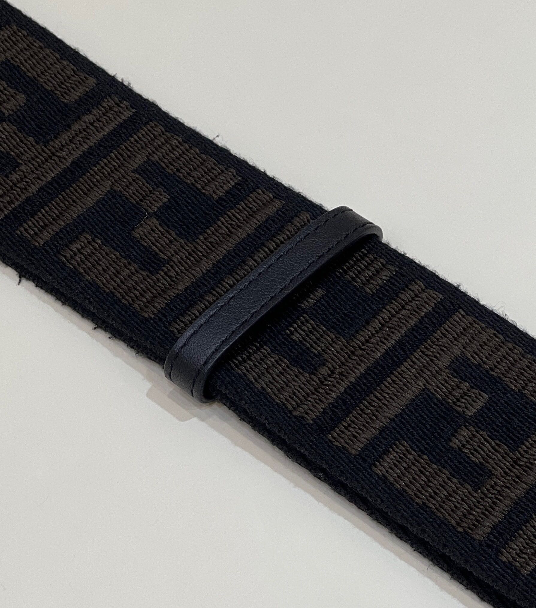 Fendi Wide Shoulder Strap Model no: 907