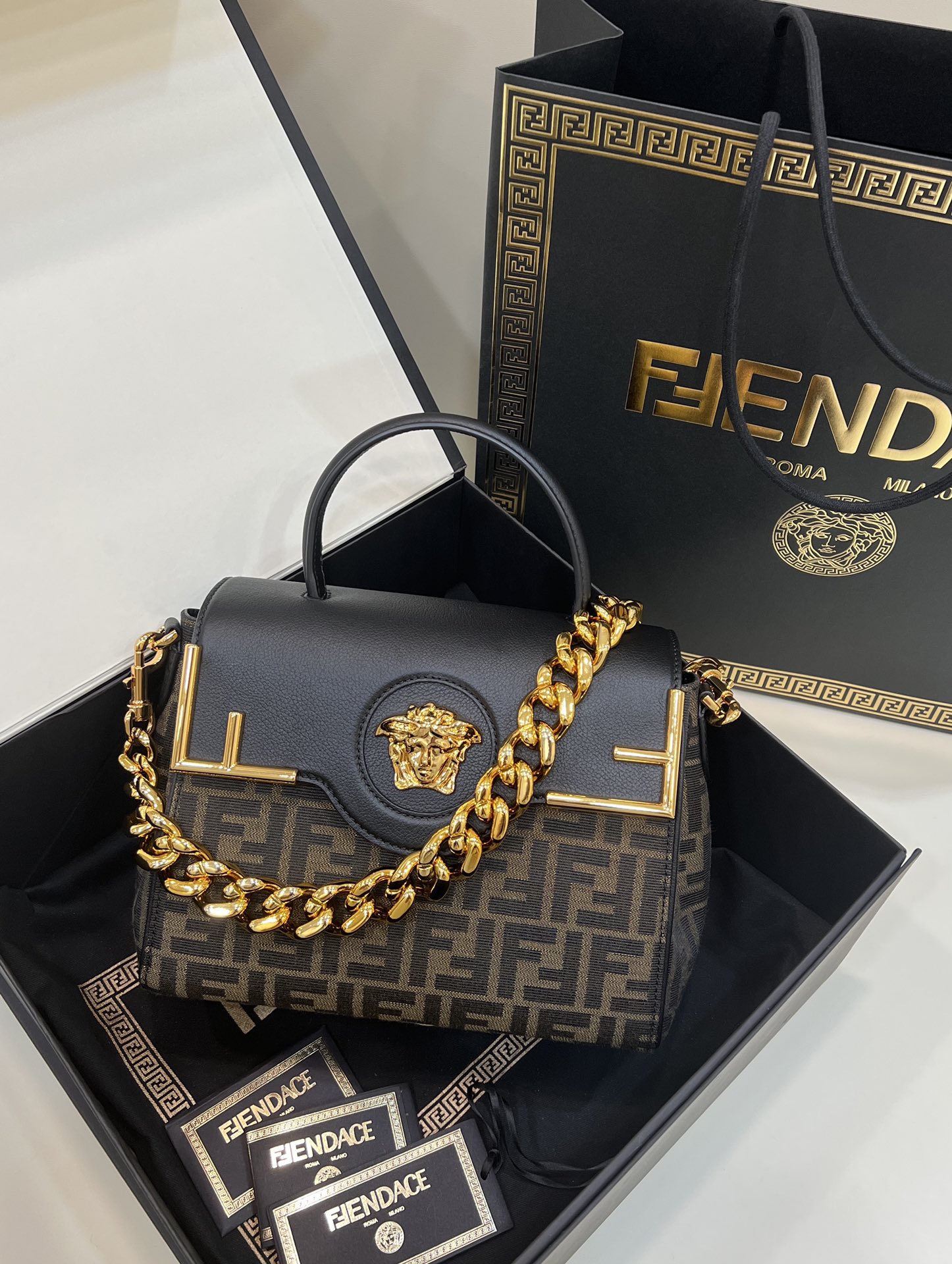 Versace Medusa Handbag Model no:  80088