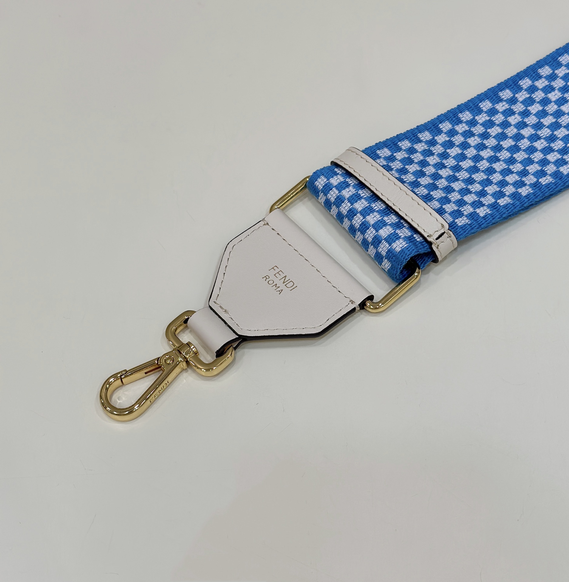 FEND Wide Shoulder Strap Model no: 910