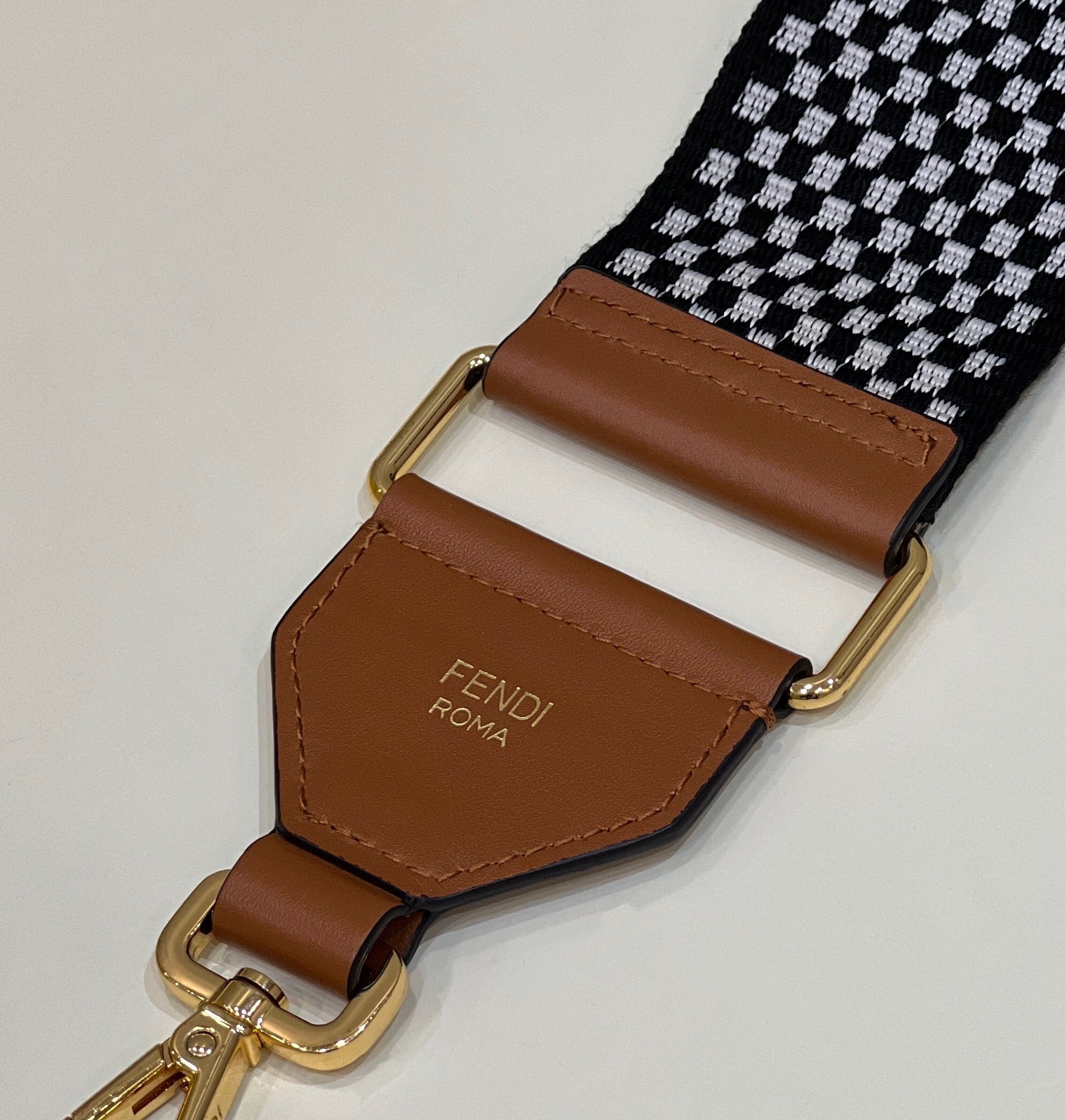 FEND Wide Shoulder Strap Model no: 910