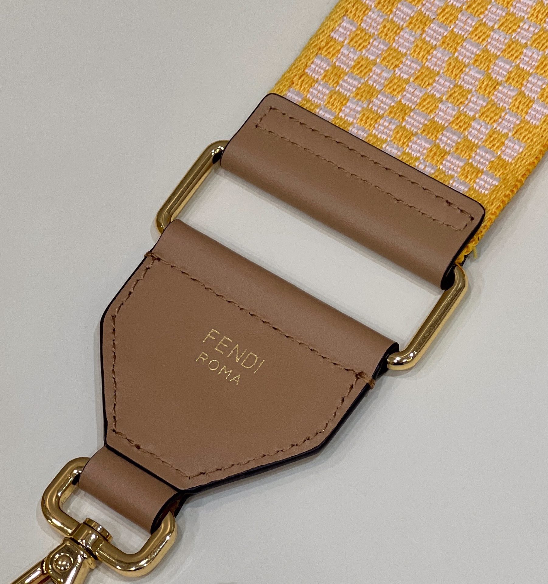 FEND Wide Shoulder Strap Model no: 910