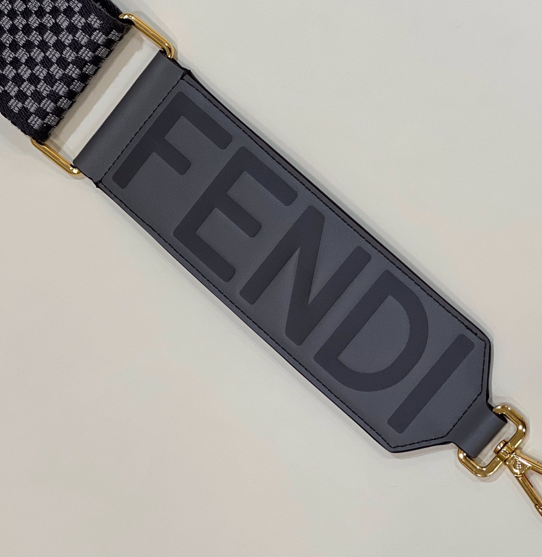 FEND Wide Shoulder Strap Model no: 910