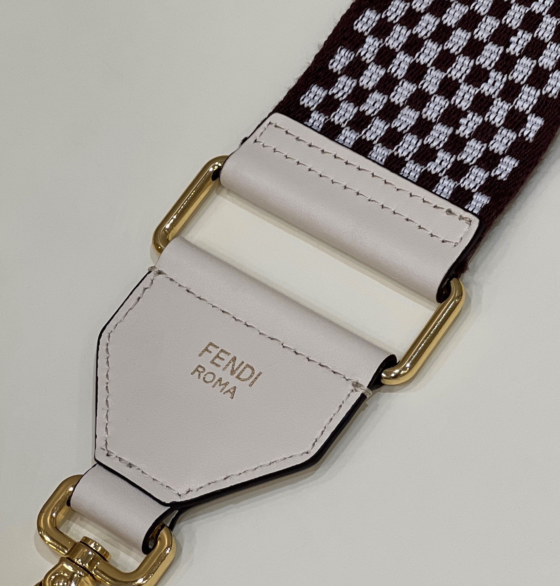 FEND Wide Shoulder Strap Model no: 910