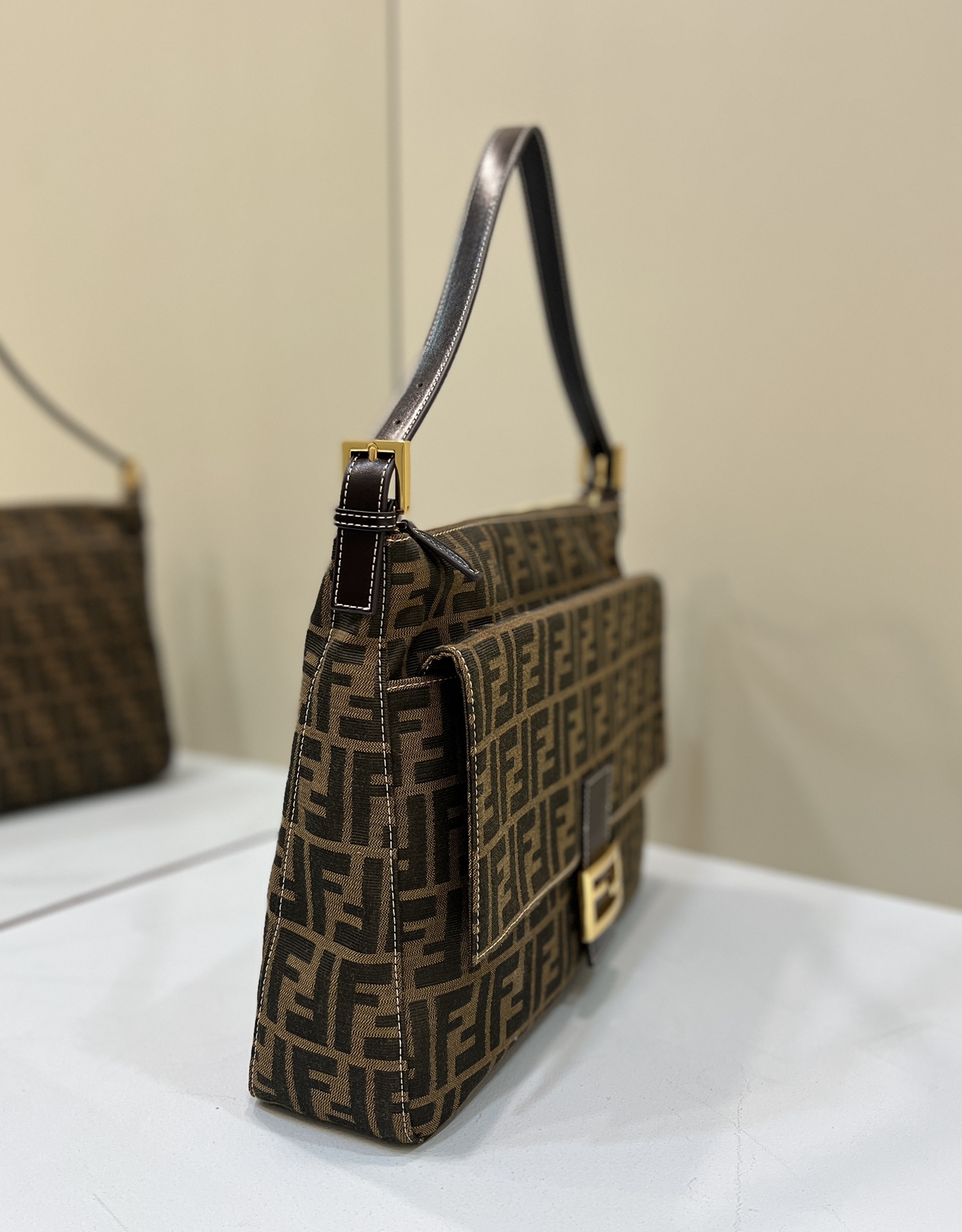 FENDI Vintage Large Capacity FF Underarm Bag Model no: 8329F