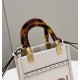 MINI TOTE, all cowhide Model no: 8376