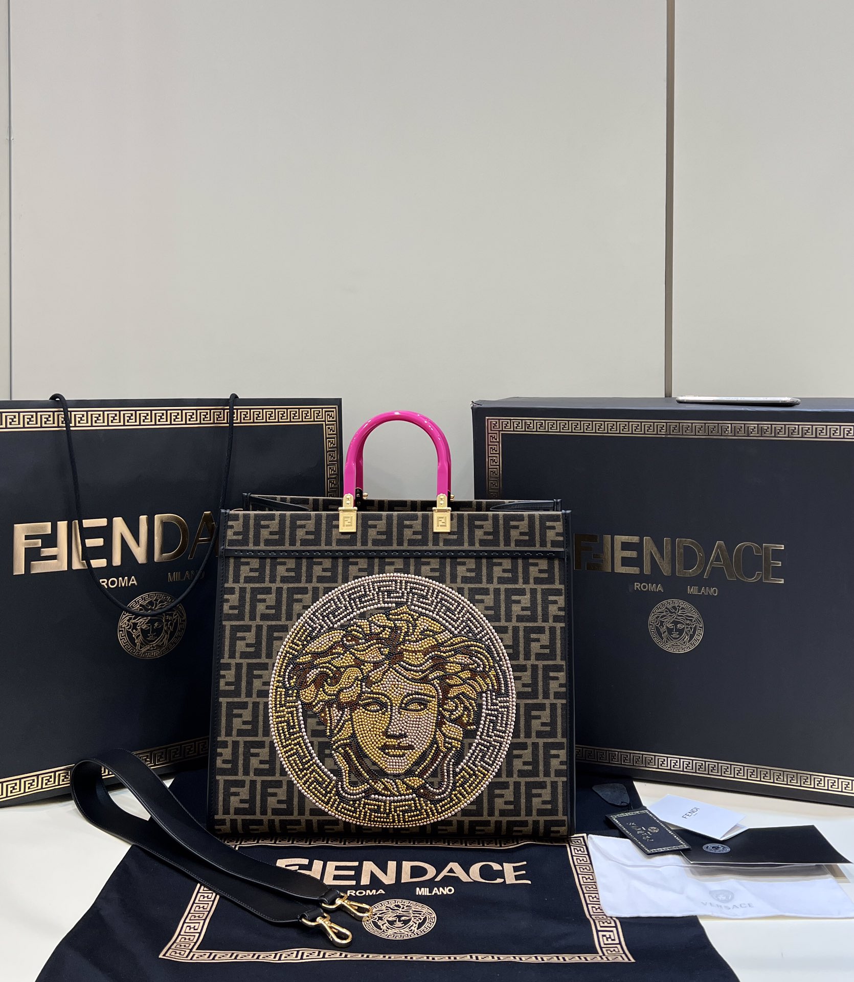 FENDI & VERSACE collaboration, classic vintage logo with Medusa pattern Model no: 8565