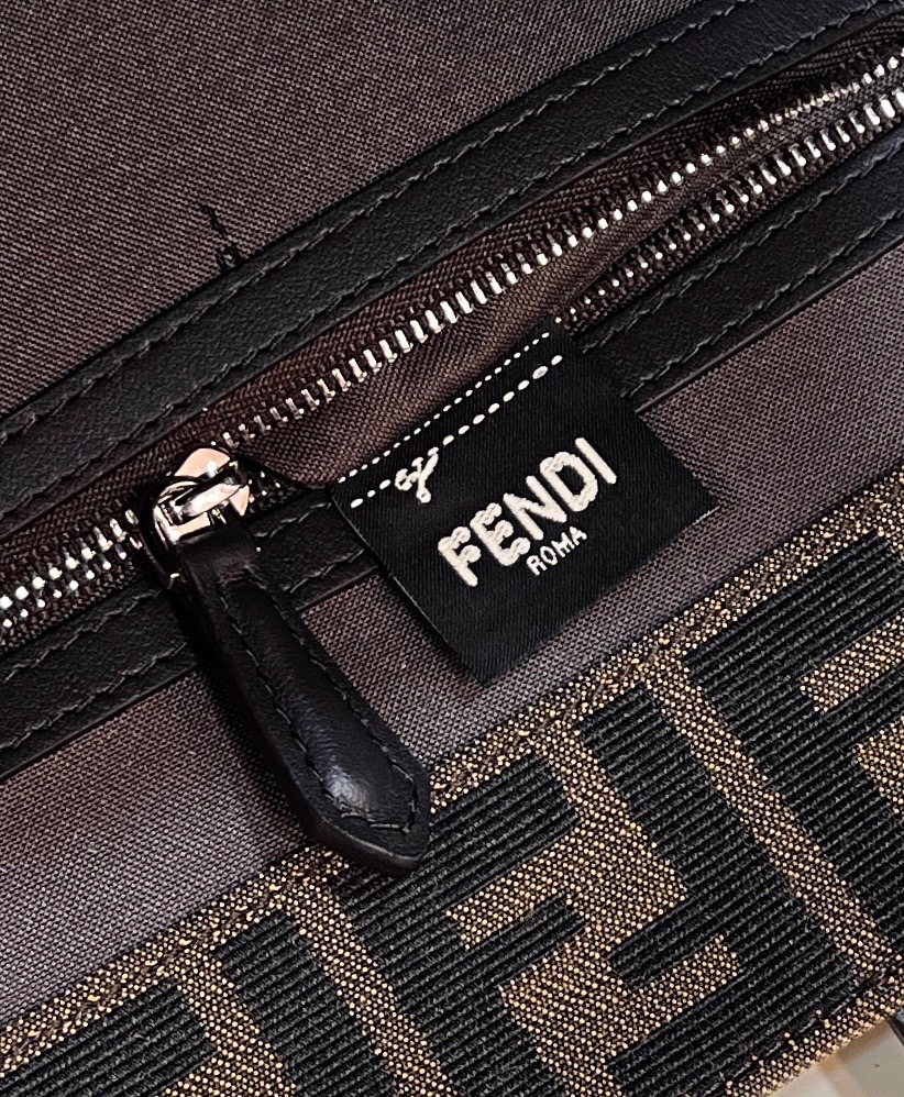 FENDI FF Vintage Tote Model no: 8571