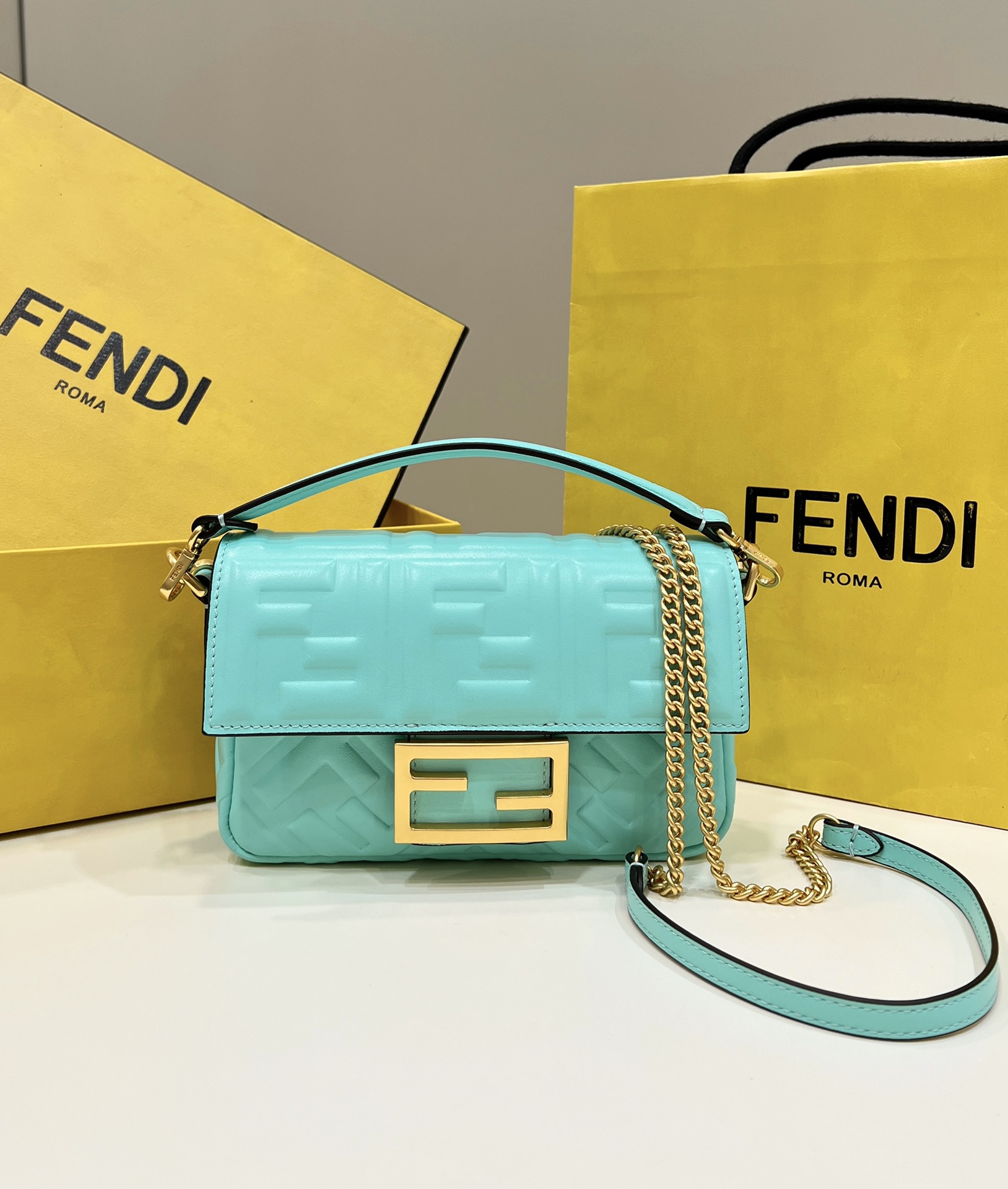 Fendi Baguette bag, sheepskin, mini version Model no: 0135As