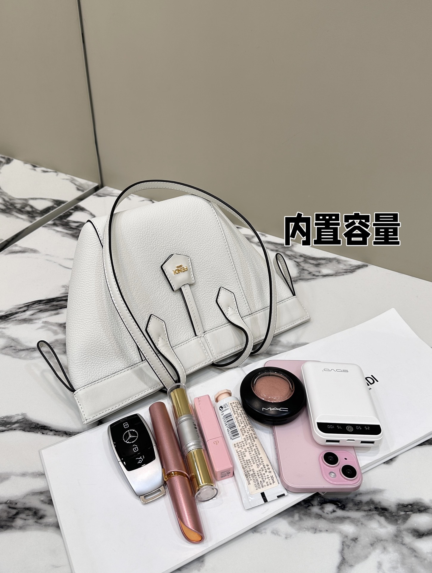 Foldable bag Origami, full-grain cowhide material Model no: 8626As