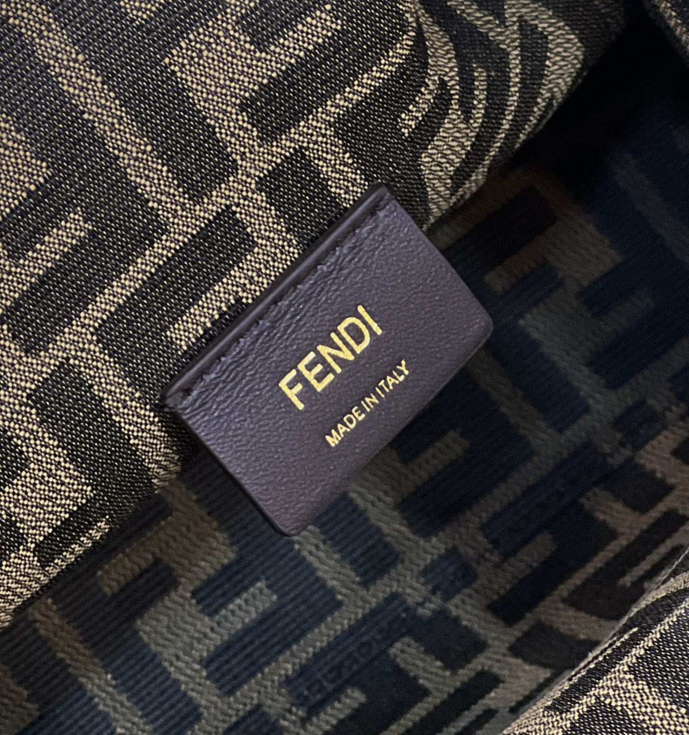 Fendi️first series, soft leather Model no: 80018L