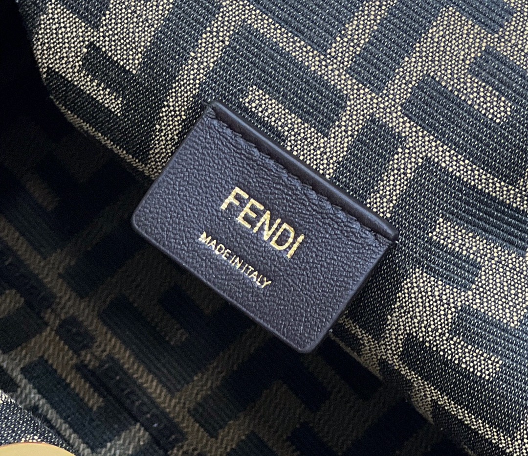 Fendi️first series, soft leather Model no: 80018L