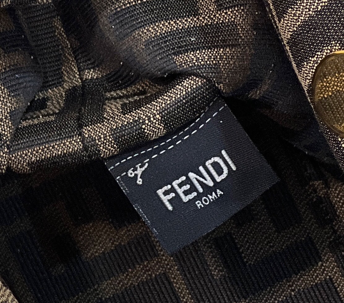 Fendi️first series, soft leather Model no: 80018L