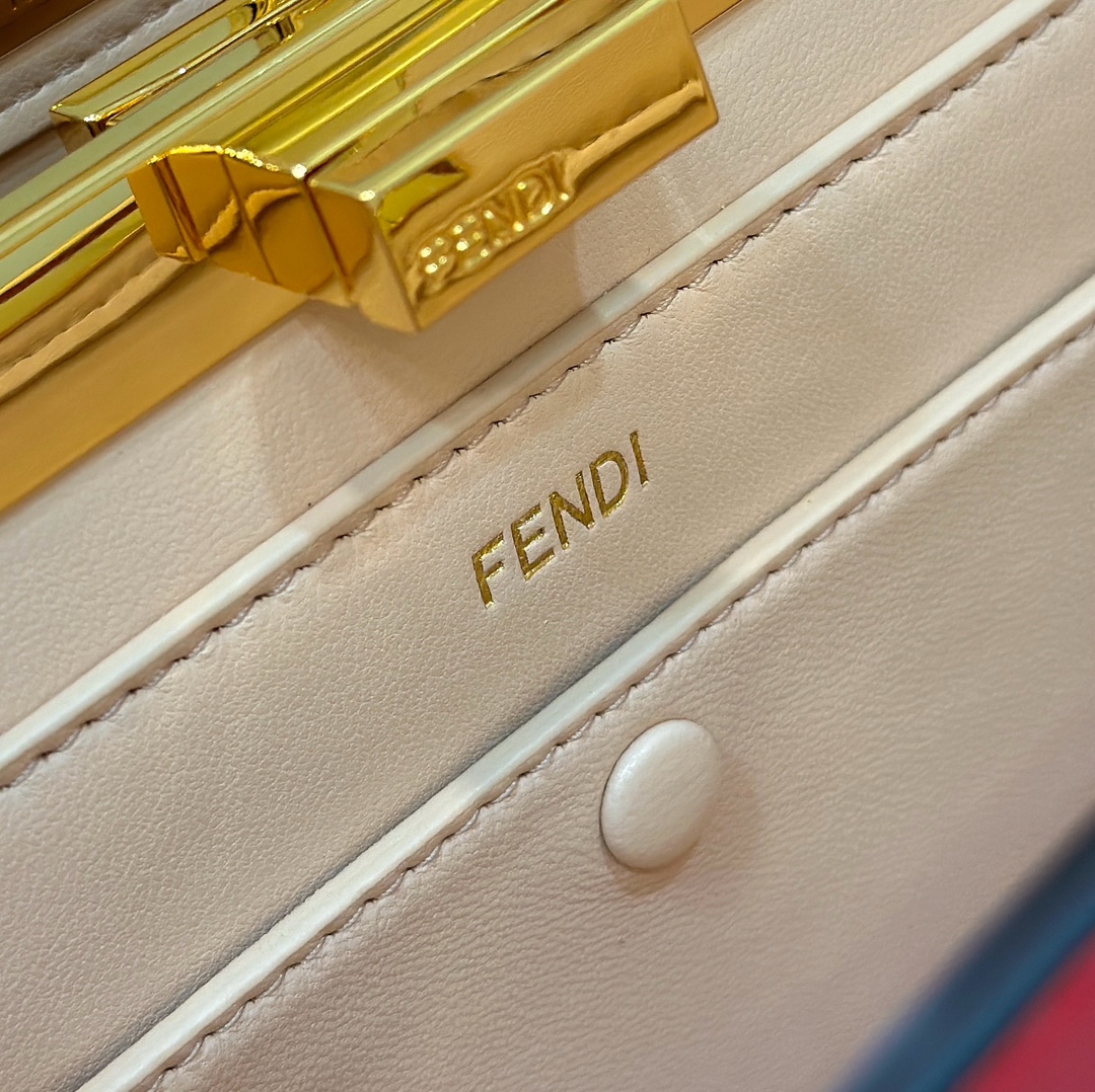 FENDI PEEKABOO I SEE U Medium Handbag Model no: 70193s