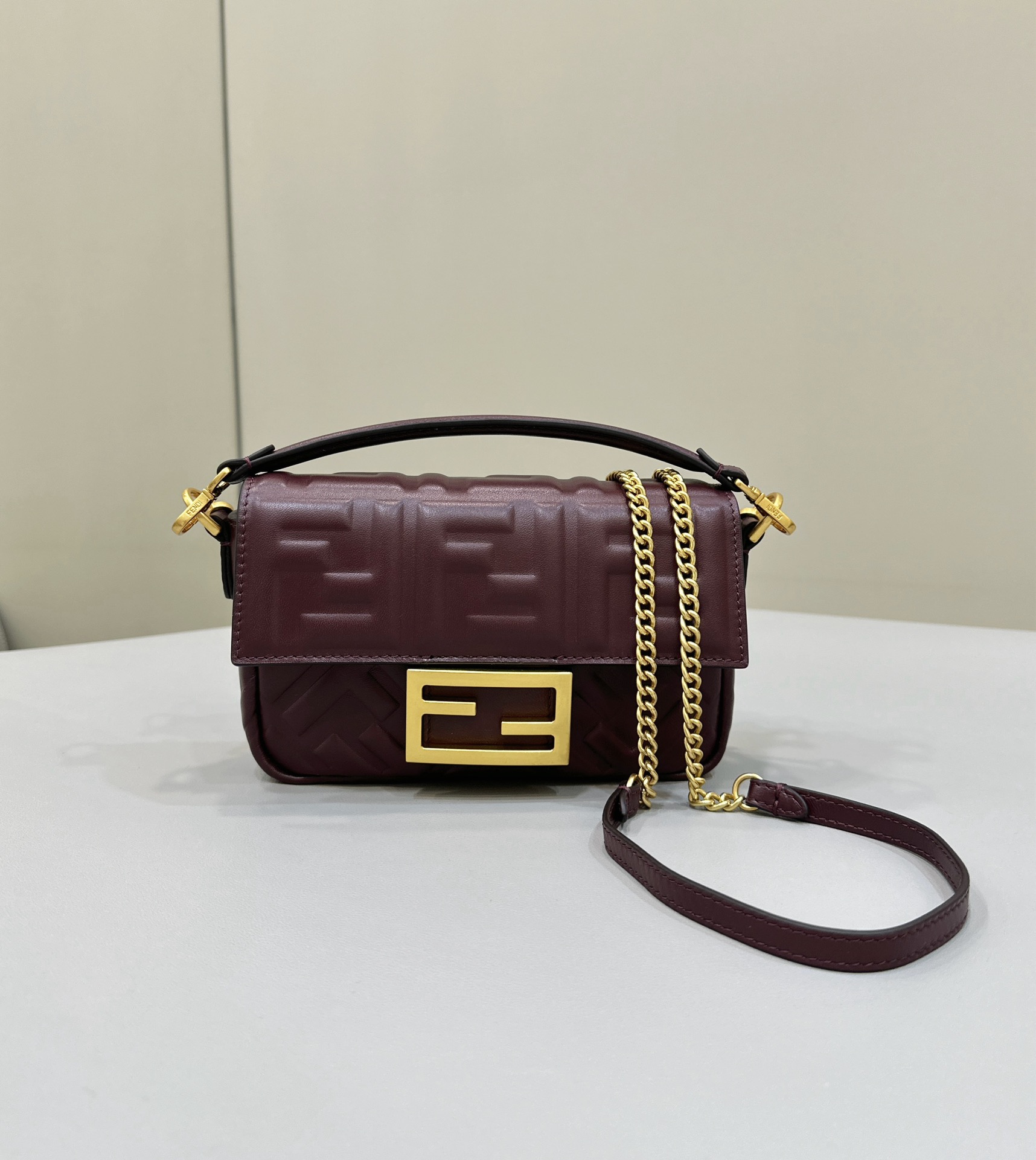 Fendi Baguette Mini Sheepskin Model no: 0135As