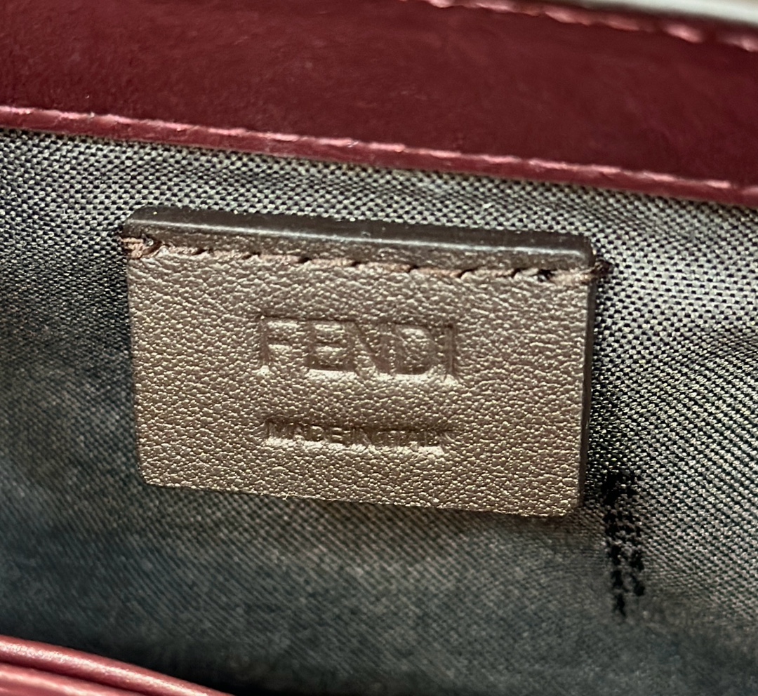 Fendi Baguette Mini Sheepskin Model no: 0135As