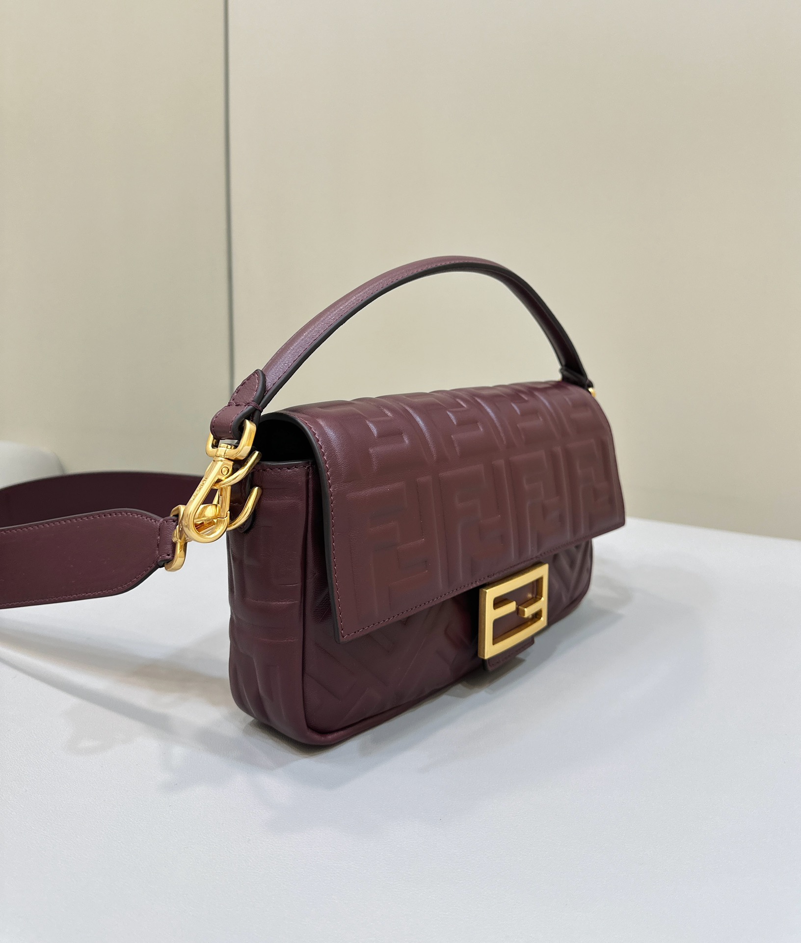 Fendi Baguette Sheepskin Model no: 0135M