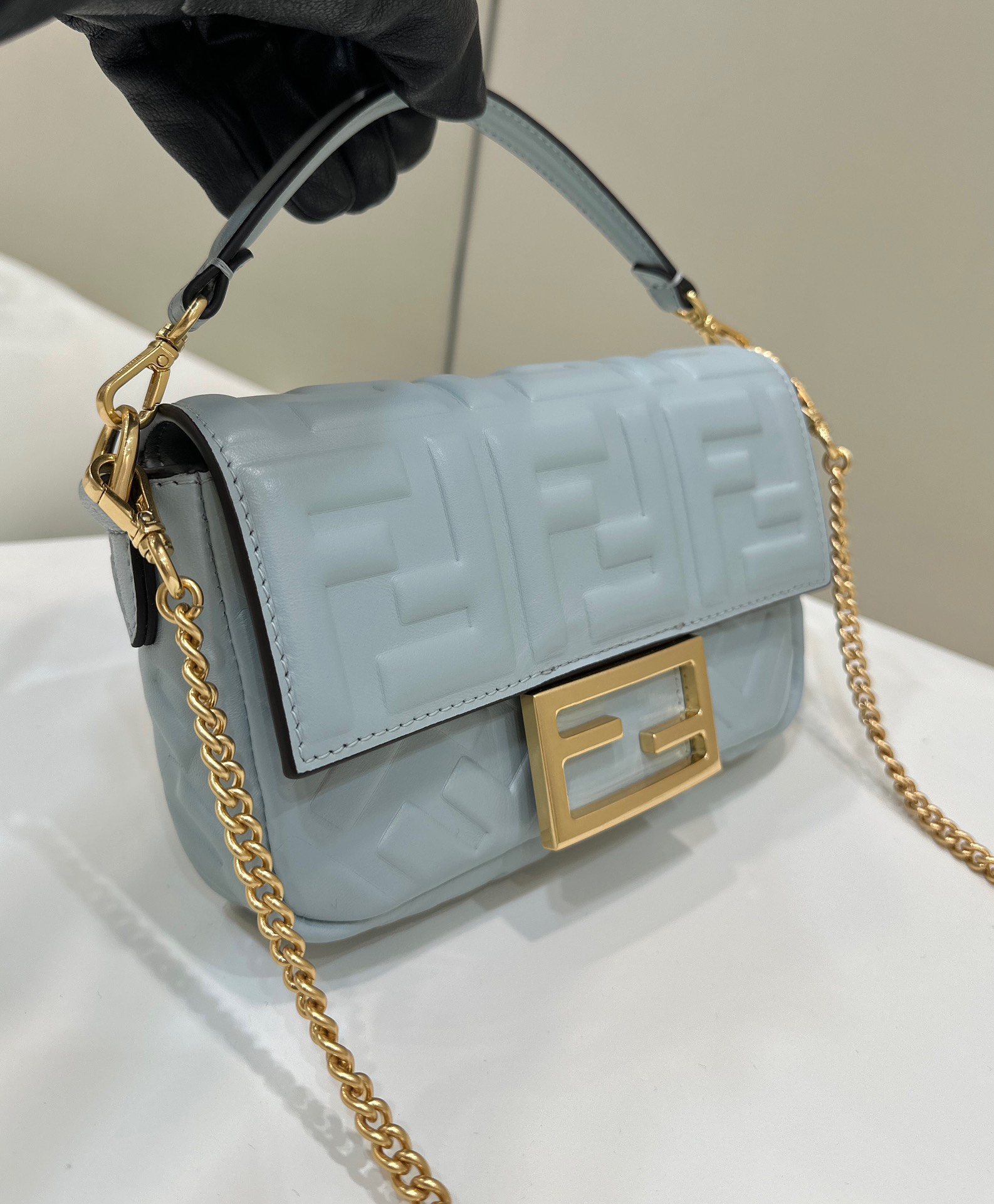 Fendi Baguette Mini Sheepskin Model no: 0135As