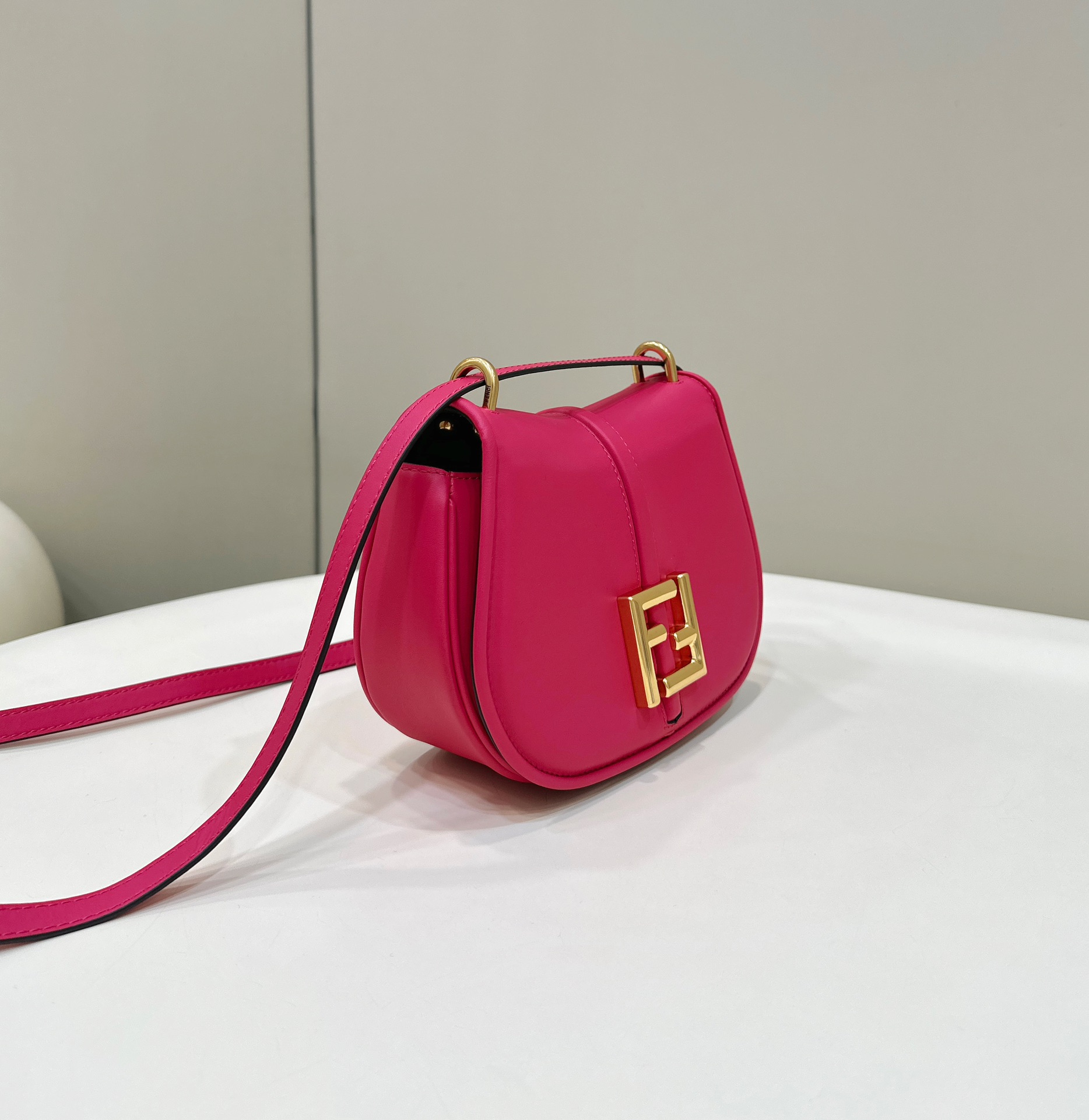 Fendi C'mon Series Model no: 8622s