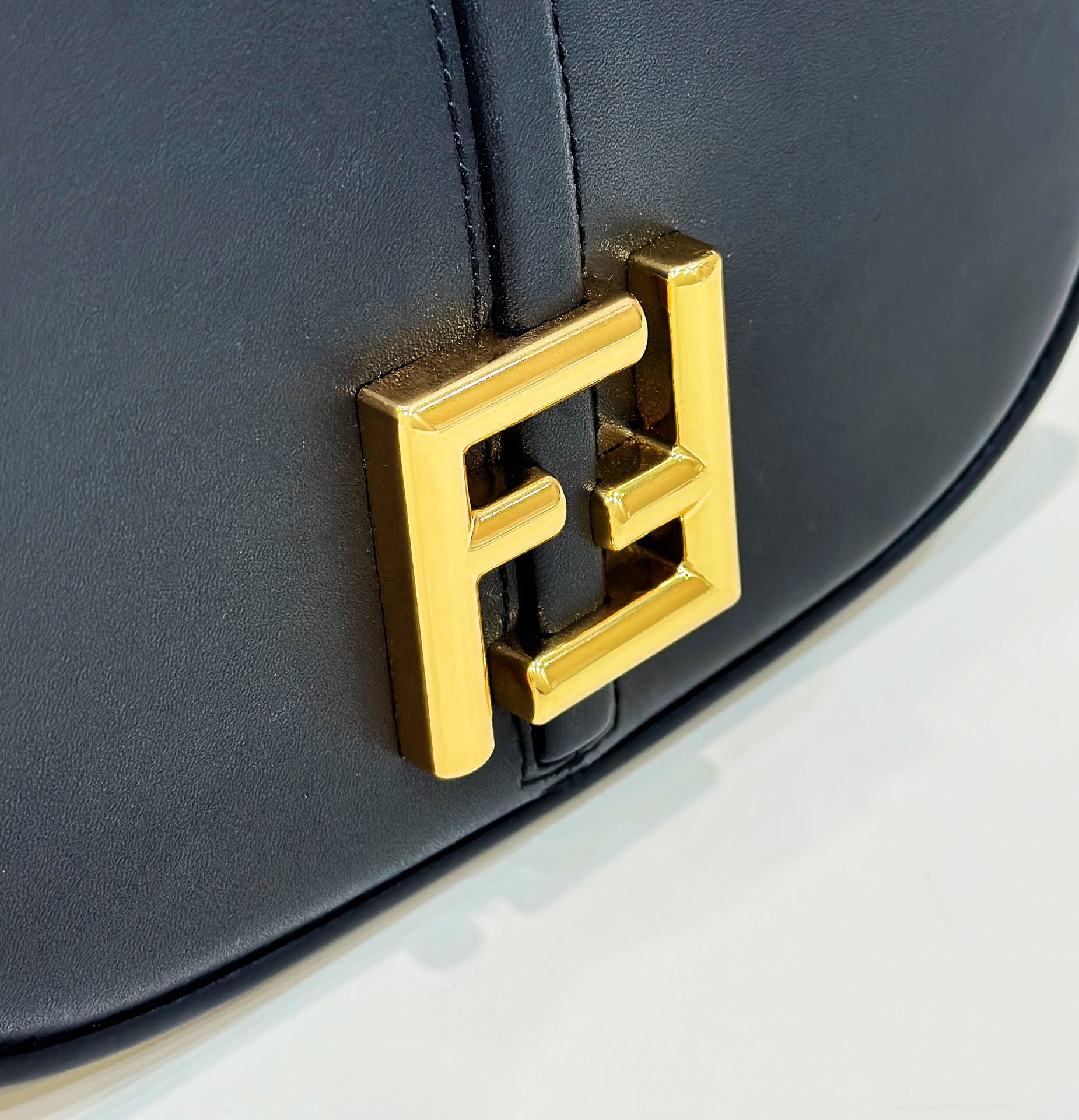 Fendi C'mon Series Model no: 8622s