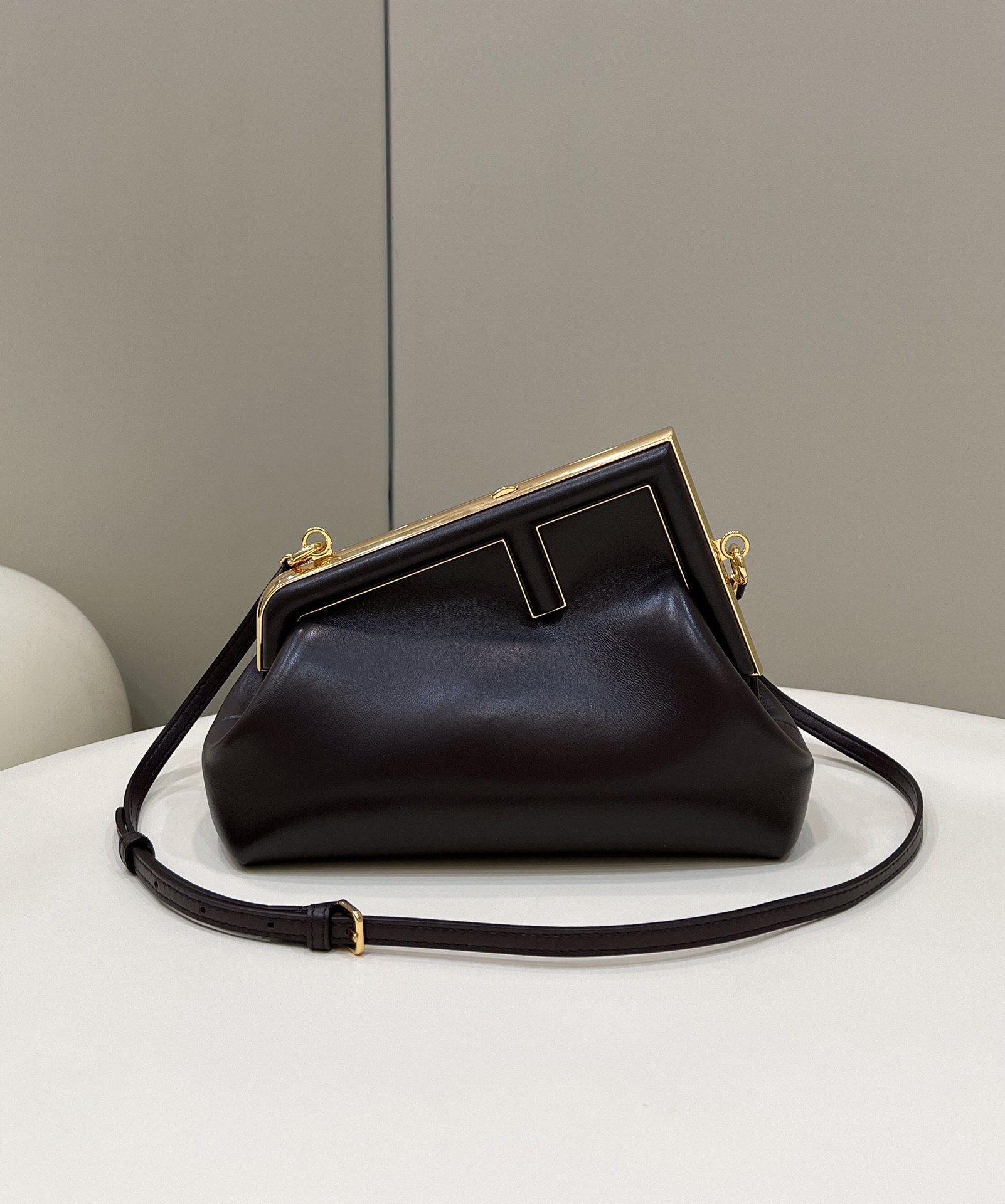 Fendi️ First Series Soft Leather Model no: 80018m