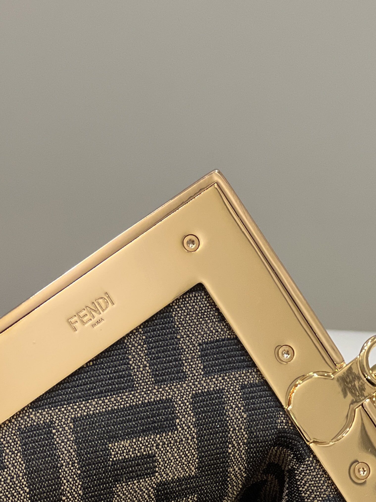 Fendi️ First Series Soft Leather Model no: 80018m