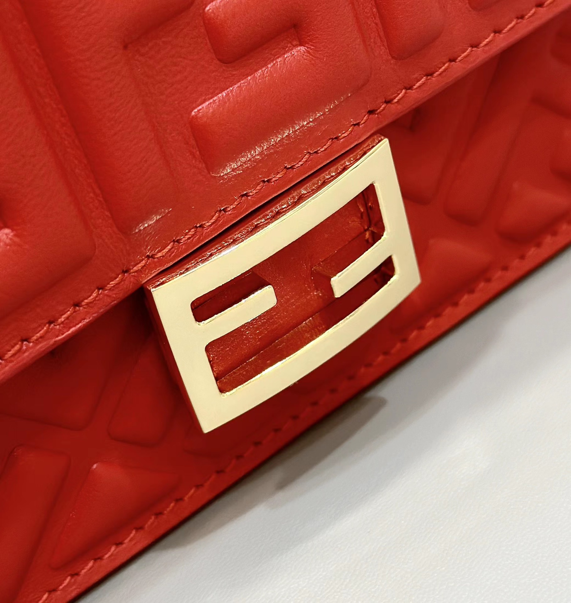 FENDI Baguette Chain Bag, Lambskin Model no: 8638A