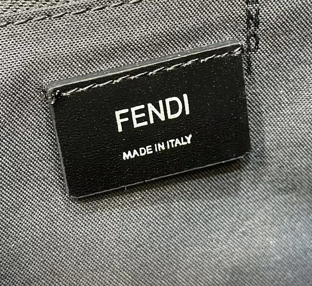 Fendi Vintage Double Shoulder Bag Model no: 8583s