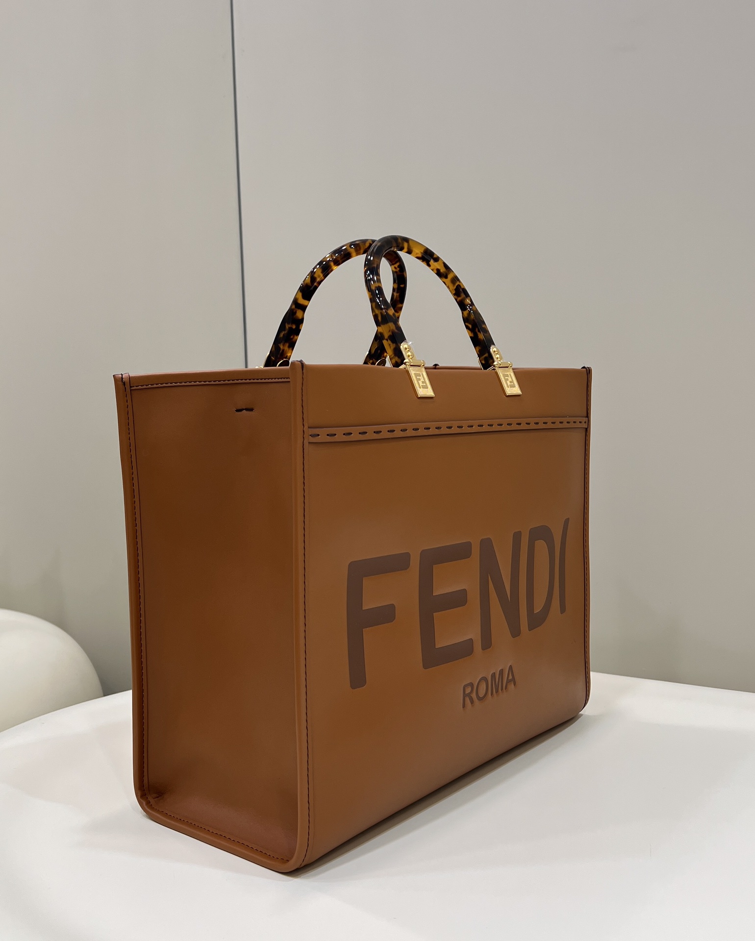 Tote Shopping Bag, Cowhide, Amber Handles and Double F Custom Hardware Model no: 8266s