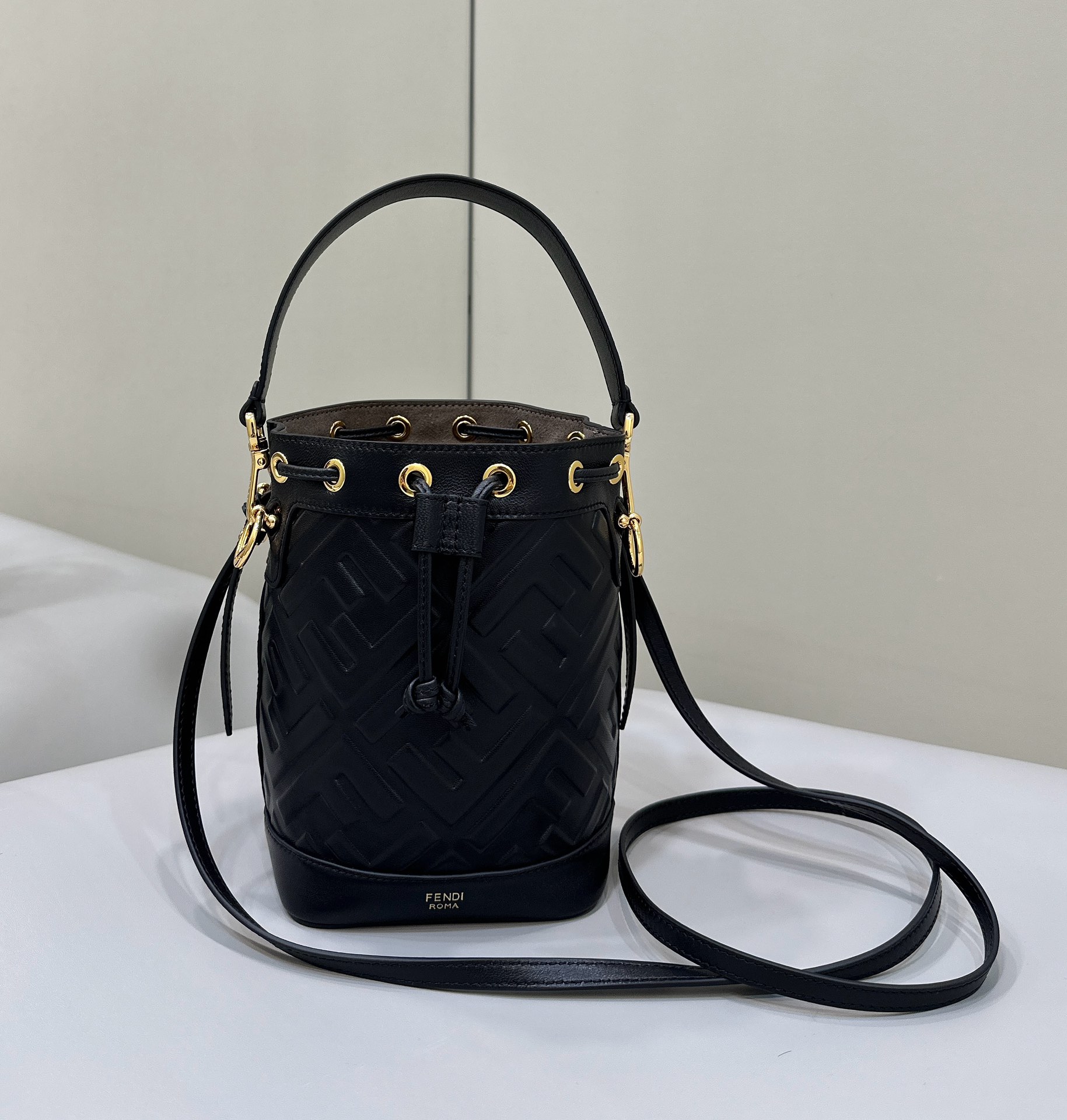 Fendi Small MON TRESOR Bucket Bag, Calfskin Stitching Model no: 8637A