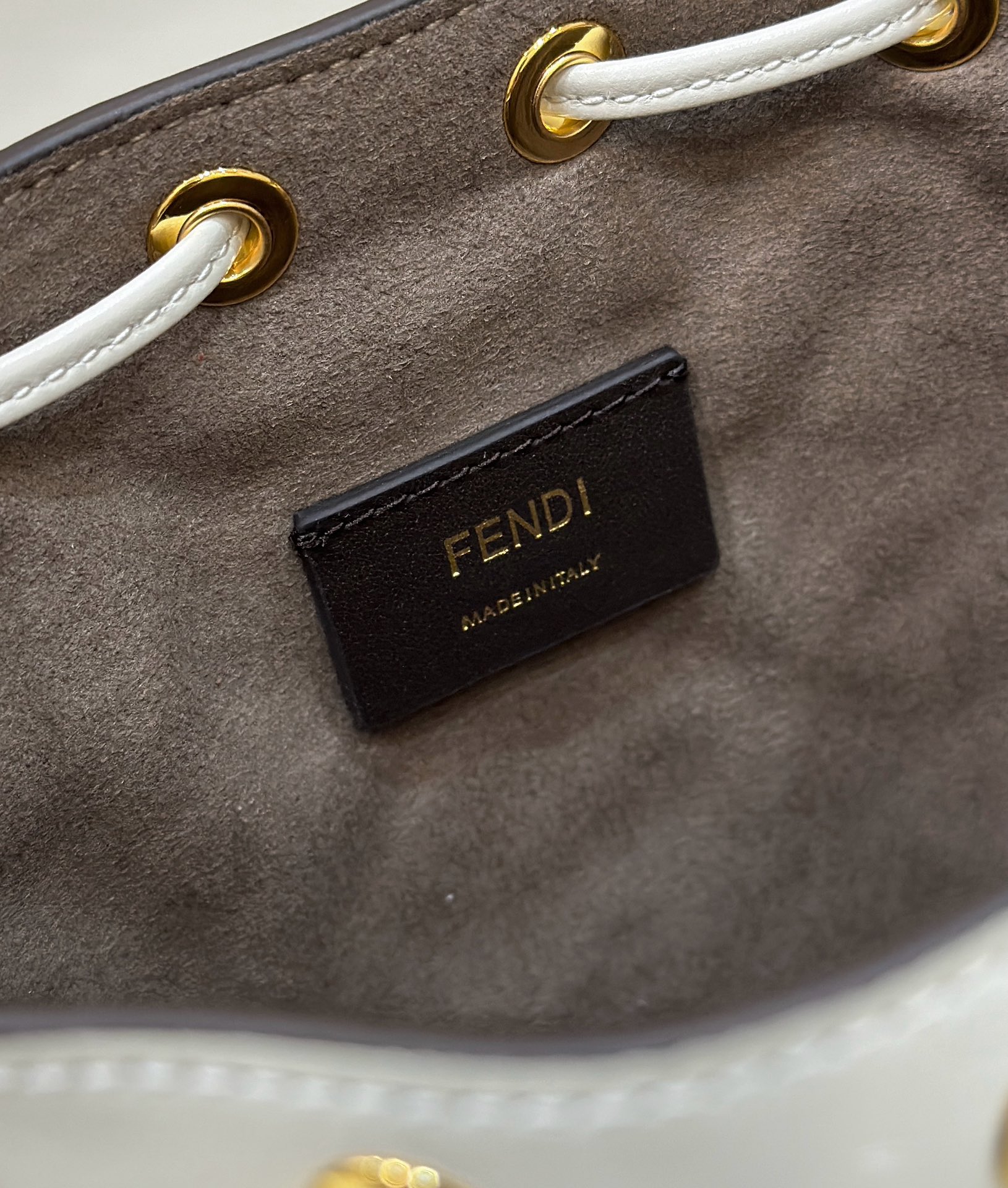 Fendi Small MON TRESOR Bucket Bag, Calfskin Stitching Model no: 8637A