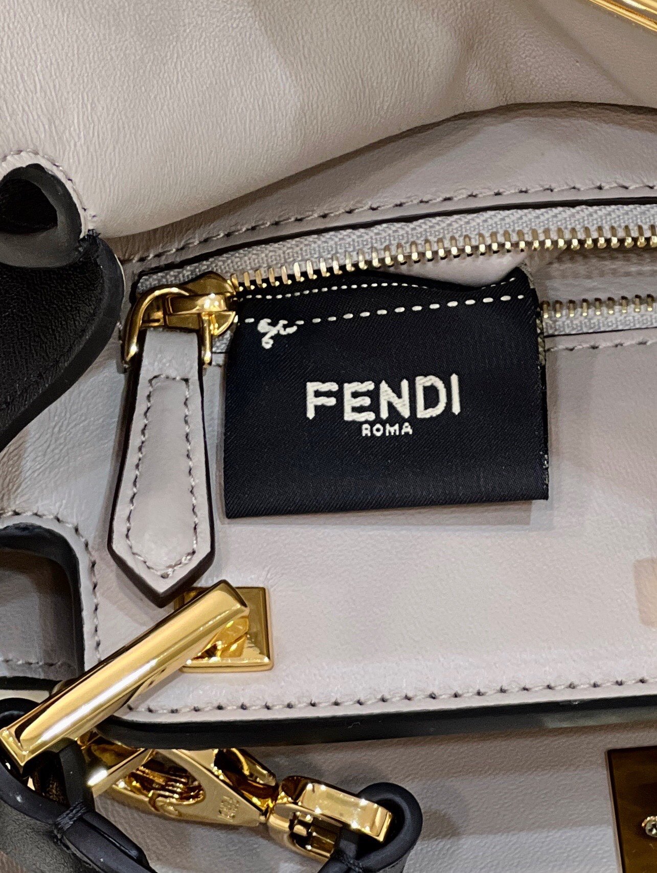 FENDI PEEKABOO, Calfskin Model no: 302