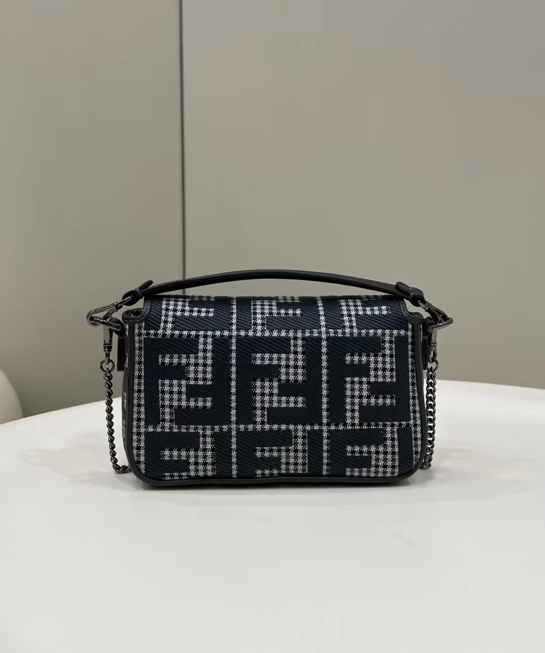 Houndstooth Baguette Embroidered Bag Model no: 8588s