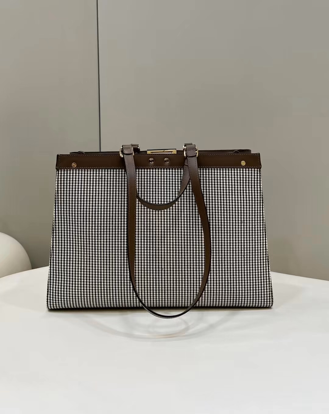 Houndstooth Double F Embroidered Tote Model no: 8589