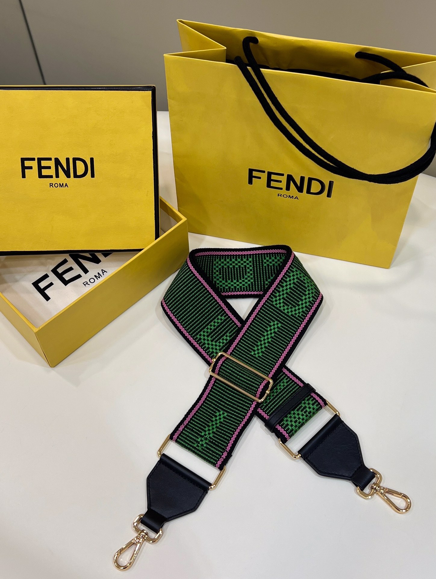 FEND Logo Wide Shoulder Strap Model no: 908