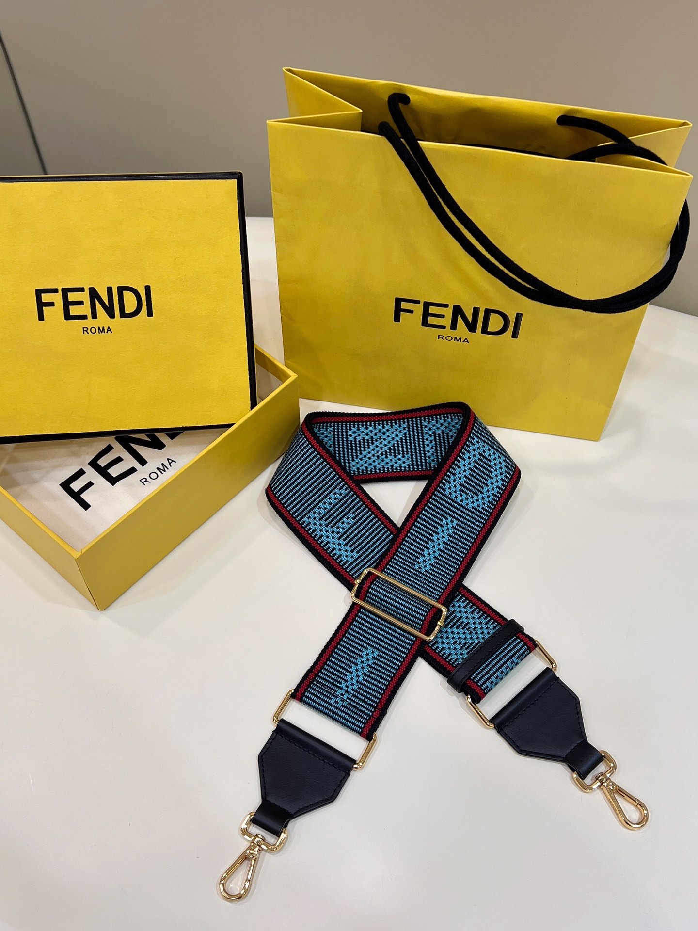 FEND Logo Wide Shoulder Strap Model no: 908